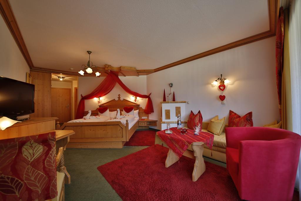 Romantik Resort&SPA Der Laterndl Hof Haldensee Værelse billede